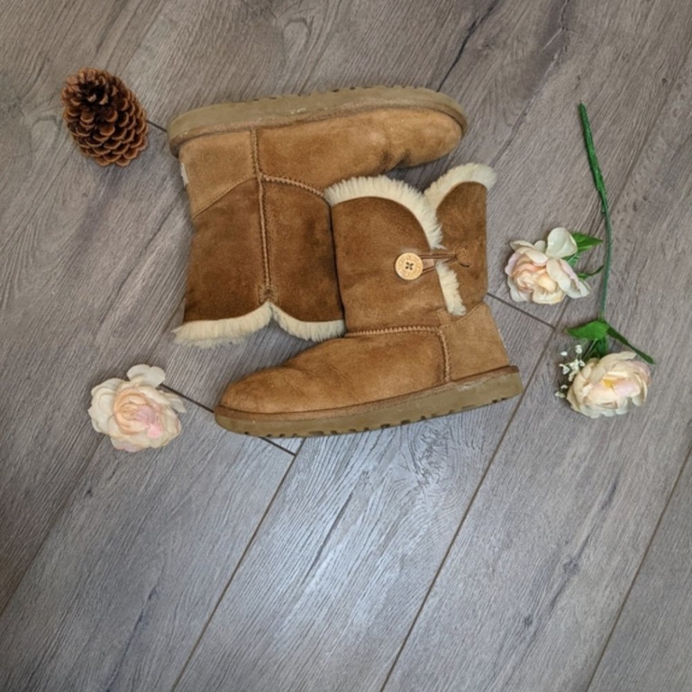 UGG AUSTRALIA FUR BROWN BEIGE BAILEY BUTTON SHORT WINTER BOOTS